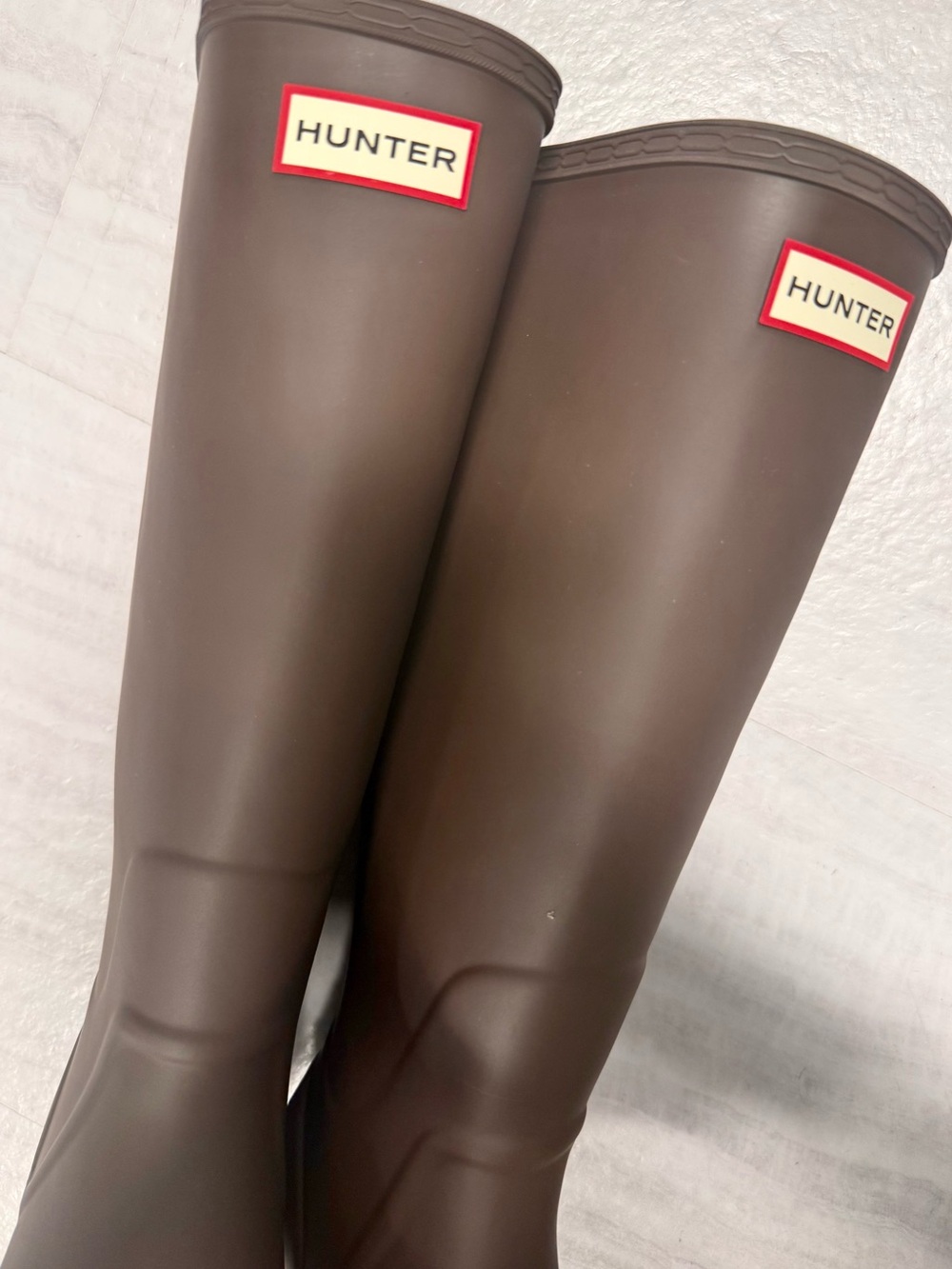 Hunter Original Tall Brown Waterproof Boots – Classic Knee High Rain Boots - Picture 5 of 5